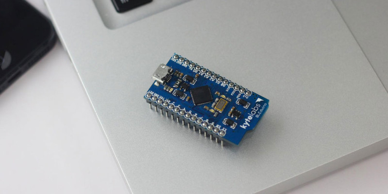 BLEduino - Tiny Bluetooth 4.0 Arduino Compatible Board