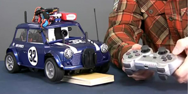 Arduino Wifly Mini - Arduino Powered RC Car